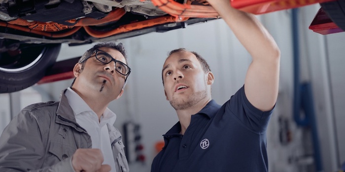 inspection of the transmission oil