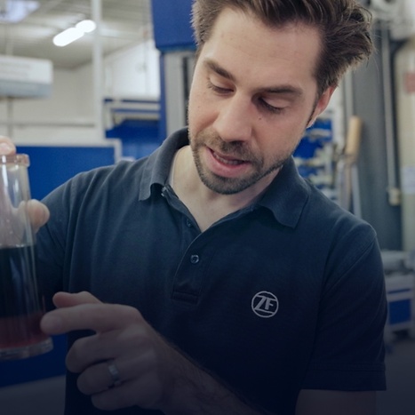 Philipp checking rear axle steering